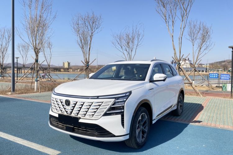 Used CHANGAN CS75 PLUS 2025 4th Generation 1.5T New Blue Whale Smart Luxury Edition