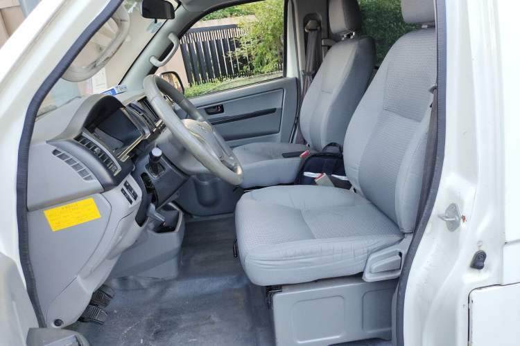 Used King Long Kairui Haoke 2018 2.2L M1 Standard Version V22
