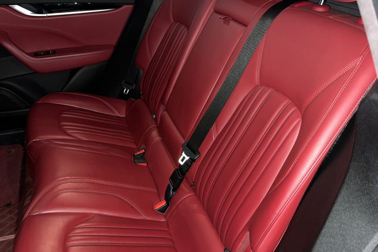 Used Maserati Levante 2016 3.0T Standard Edition Left Rear Seat