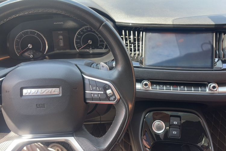 Used Haval H2s 2018 Blue Label 1.5T Dual-Clutch Elite Model Interior 1
