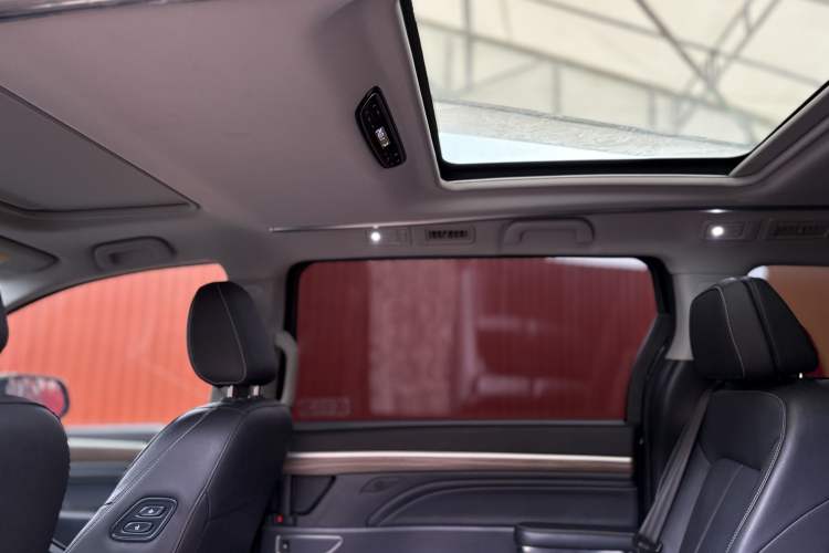 Used GAC Trumpchi M8 2023 Lingxiu Series 390T Ultimate Edition Interior 11