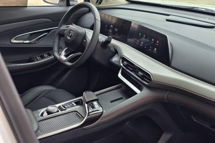 Used Changan UNI-T 2020 1.5T Prestige Version
