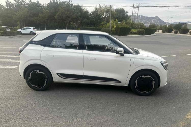 Used Dongfeng NAMMI 01 2024 New Edition 330 Plus Smart+