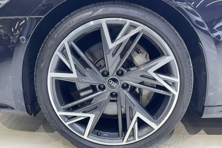 Used Audi A7L 2023 55 TFSI quattro S-line Black Warrior Edition
