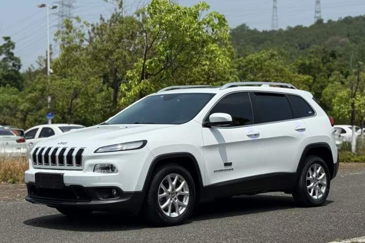 Used Jeep Cherokee 2016 2.4L Leading Edition