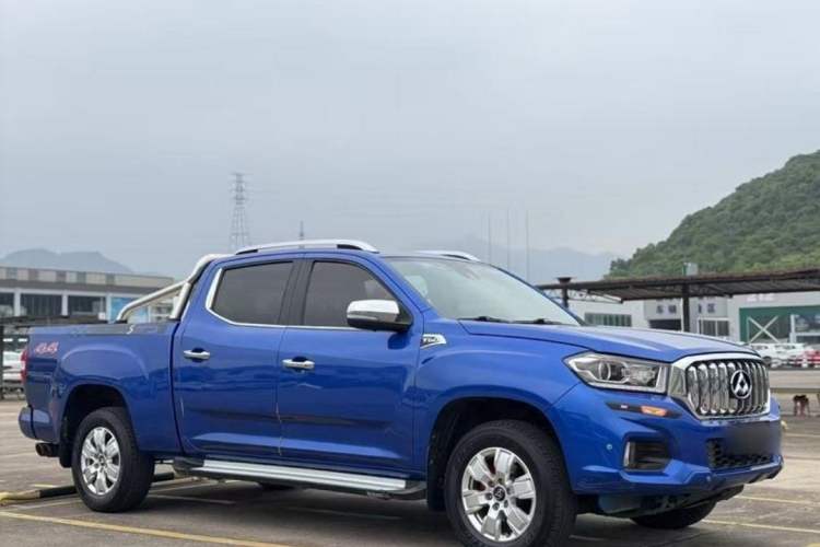 Used SAIC MAXUS T60 2017 2.0T Gasoline Automatic 4x4 High-Ride Flagship Long-Wheelbase Version