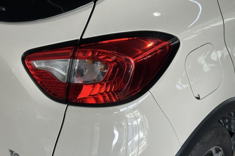 Used Renault Captur 2015 1.2T Automatic Luxury First Edition
