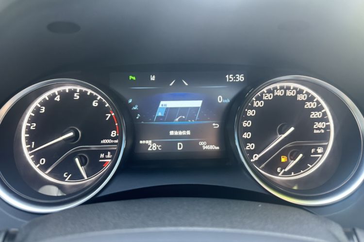 Used Toyota Camry 2021 2.0G Luxury Edition
