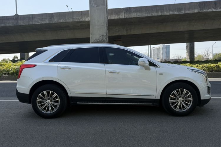 Used Cadillac XT5 2016 25T Luxury Model
