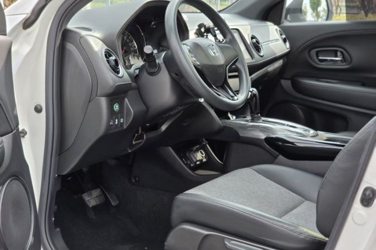 Used Honda XR-V 2020 220TURBO CVT Luxury Edition Interior 6