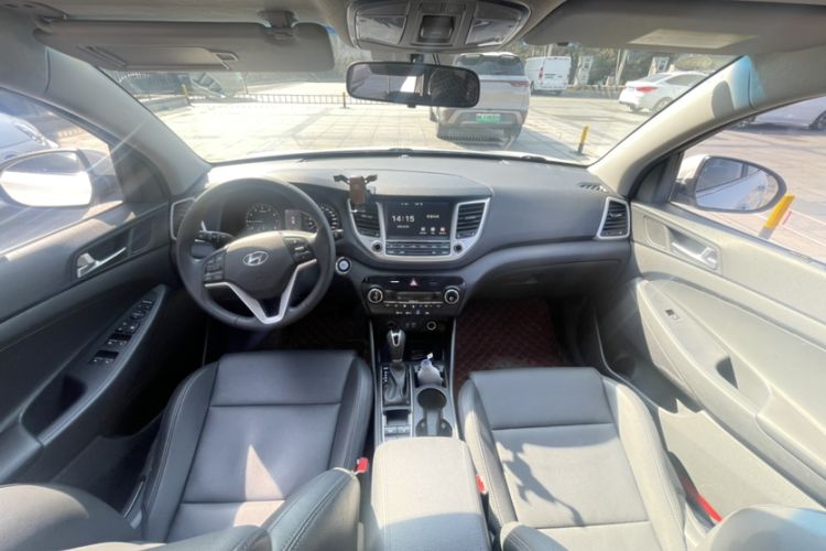 Used Hyundai Tucson 2015 1.6T Dual-Clutch Two-Wheel-Drive Leading Model