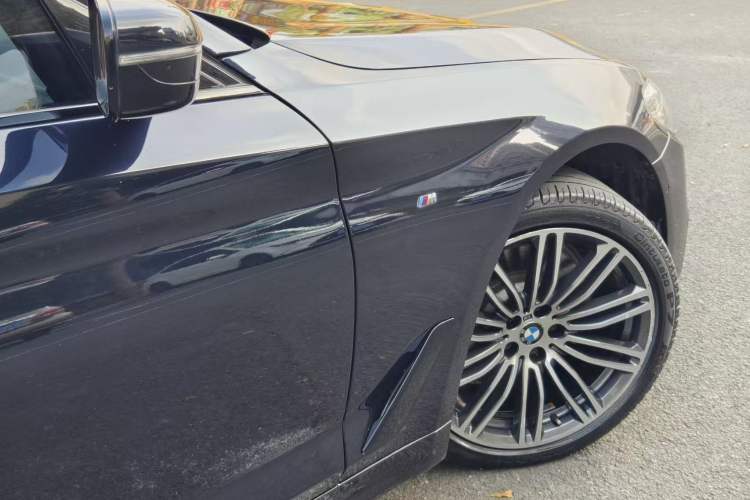 Used BMW 5 Series 2018 530Li Leading Model M Sport Package
