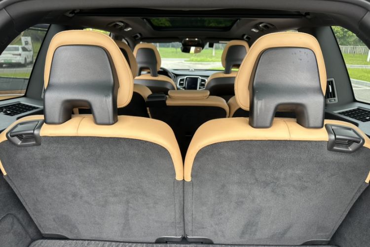 Used Volvo XC90 2015 T6 Prestige 7-Seater Interior 14