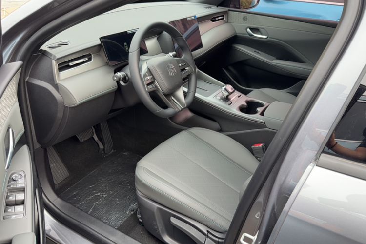 Used BYD Qin PLUS 2025 DM-i Smart Drive 55KM Leading Model
