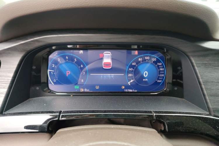 Used Volkswagen Viloran 2022 380TSI Prestige Edition Odometer Close Up