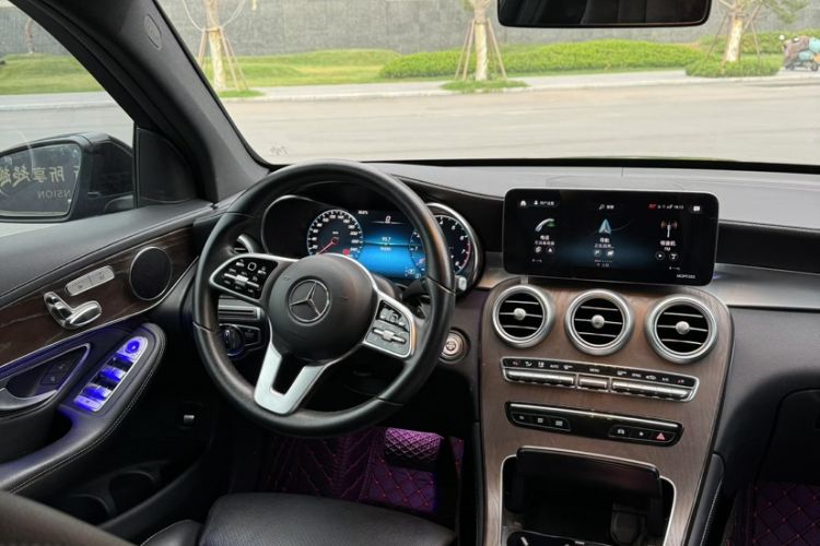 Used Mercedes-Benz GLC 2020 Facelift GLC 260 L 4MATIC Luxury Edition
