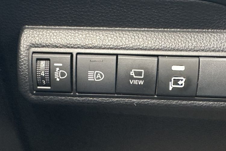 Used Toyota Levin 2019 185T CVT Sport Edition China VI Standard Interior 1