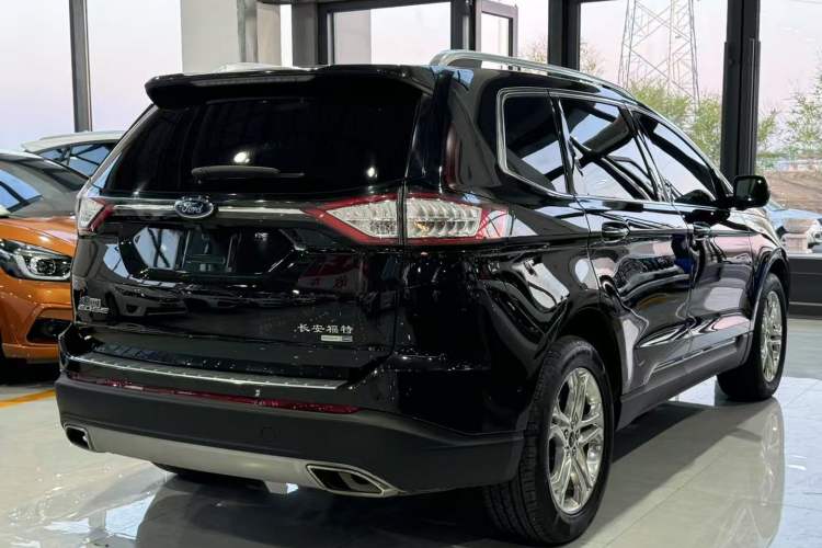 Used Ford Edge 2016 EcoBoost 245 Four-Wheel Drive Titanium Edition 7-Seater