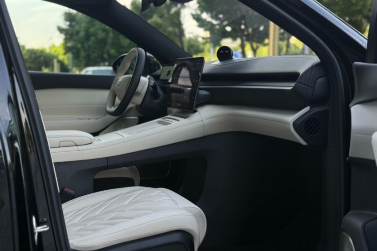 Used Nio ES6 2025 75 kWh
