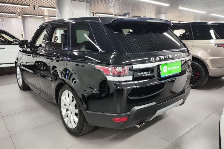 Used Land Rover Range Sport 2017 3.0 SC V6 HSE Exterior 2