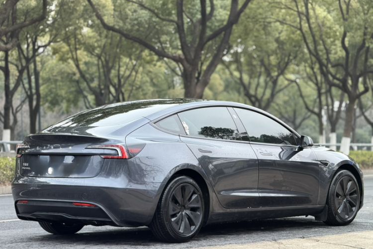 Used Tesla Model 3 2023 Rear-Wheel-Drive Version