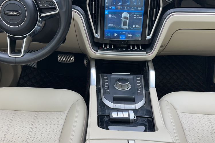 Used Zotye T700 2017 1.8T Dual-Clutch Prestige Model