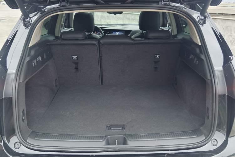 Used Buick Envision 2023 Encore S 552T Two-Wheel Drive Luxury Model