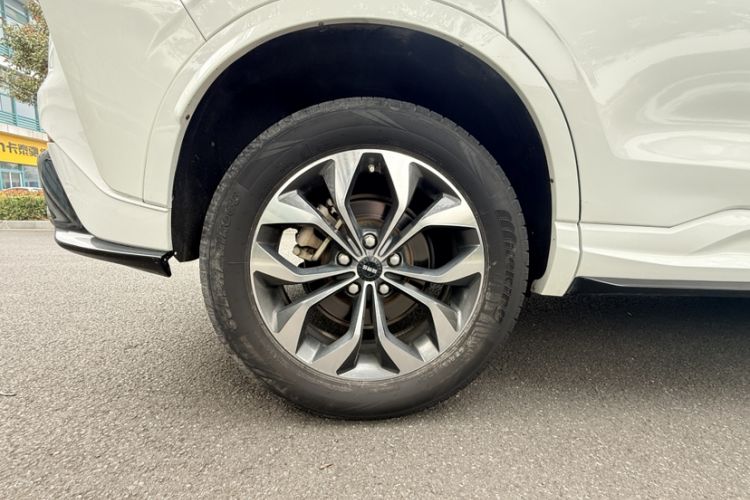 Used SWM G01 2019 F Version 1.5T Automatic Silver Powder Edition China VI Emission Standard
