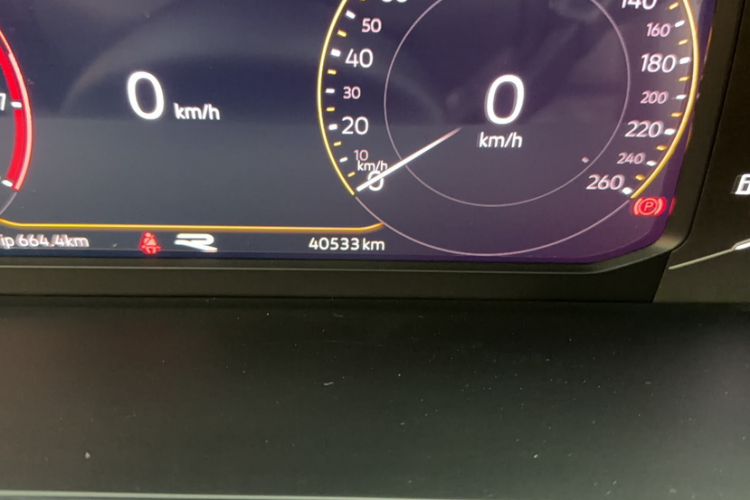 Used Volkswagen Tiguan L 2022 330TSI Automatic Two-Wheel Drive R-Line Enhanced Edition