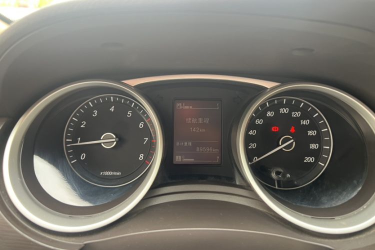 Used Baojun 730 2019 1.5L Manual Value Edition 7 Seats China VI Emission Standard Odometer Close Up