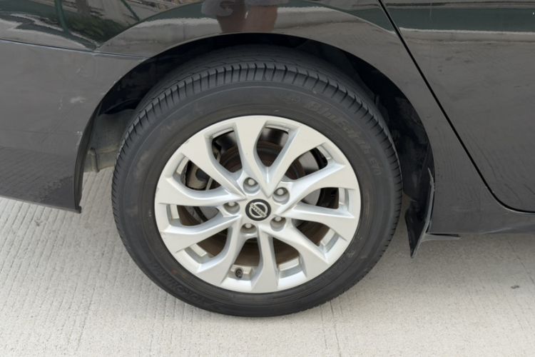 Used Nissan Sylphy 2021 Classic 1.6XL CVT Luxury Edition Exterior 5