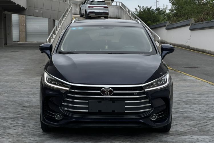 Used BYD Song MAX 2017 1.5T Automatic Smart Connect Elite 7-Seater