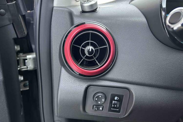 Used Chery QQ Little Ant 2024 Edition Youth Version 251km True Love Edition 25.05 kWh
