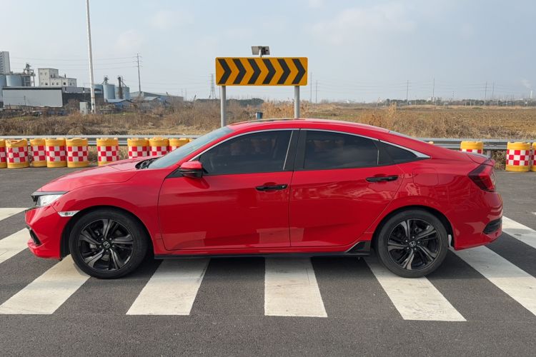 Used Honda Civic 2019 220TURBO CVT Dynamic Edition China VI Emission Standard