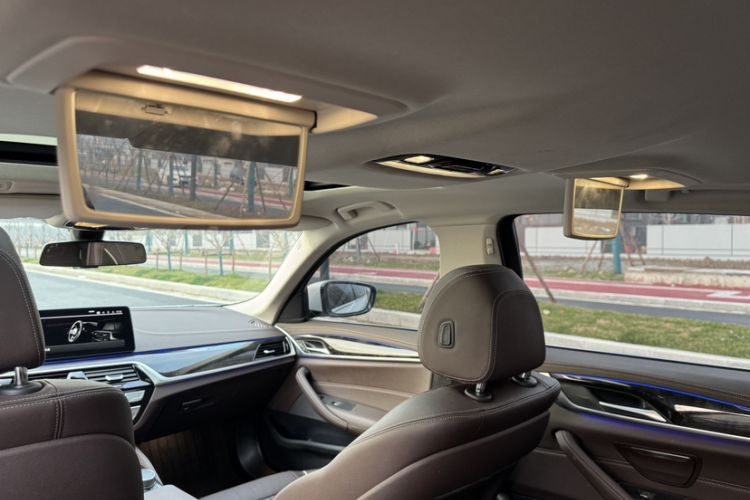 Used BMW 5 Series 2021 525Li Luxury Package