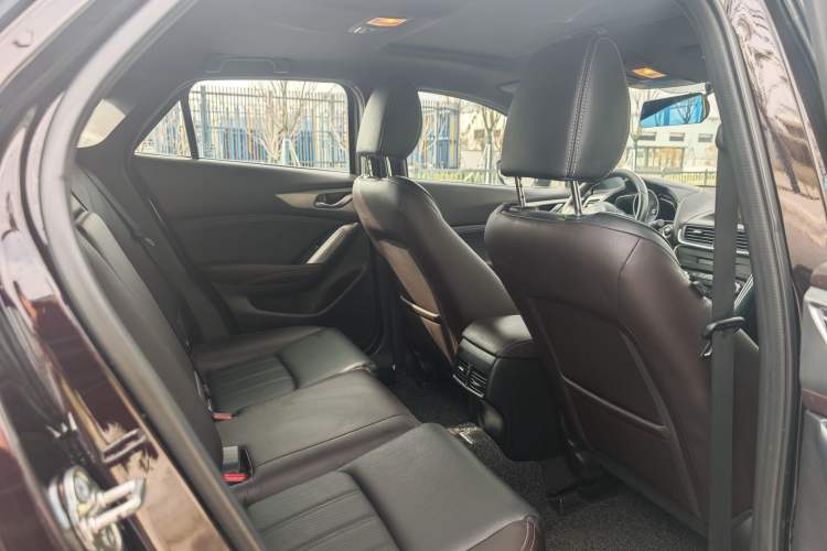 Used Mazda CX-4 2018 2.0L Automatic Two-Wheel Drive Blue Sky Luxury Edition