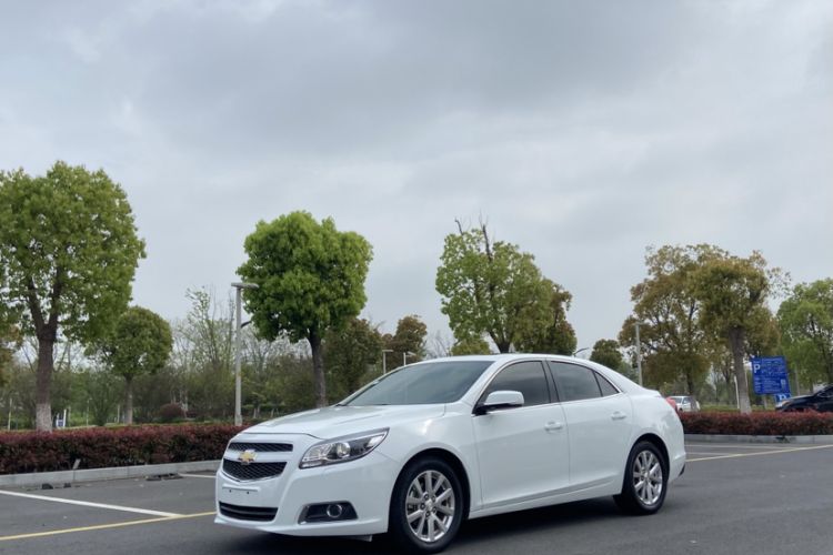 Used Chevrolet Malibu 2014 2.0L Automatic Luxury Edition Front Left 45 Deg