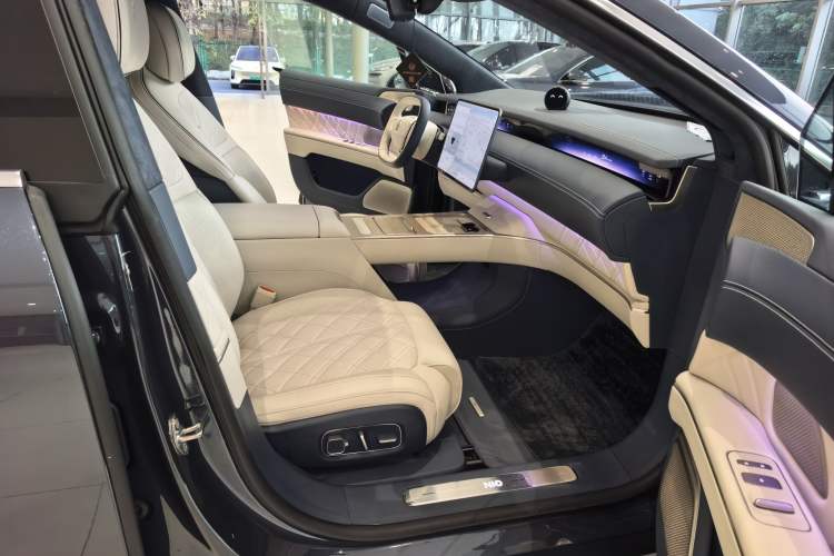 Used Nio ET9 2025 100kWh Signature Edition