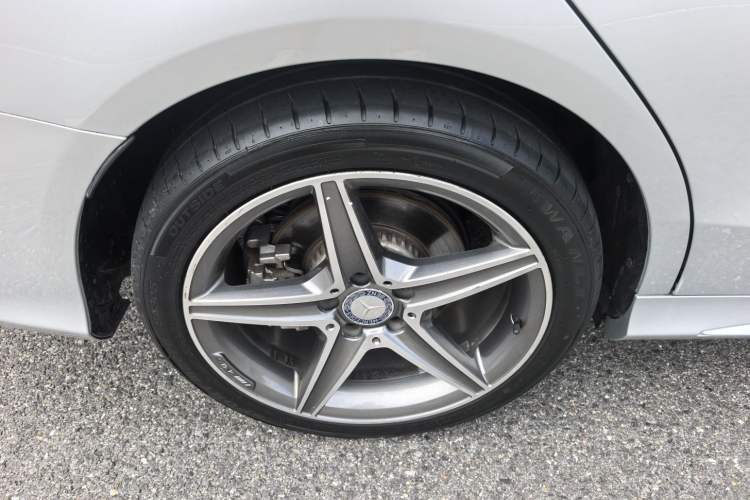 Used Mercedes-Benz C-Class 2015 C 200 station wagon