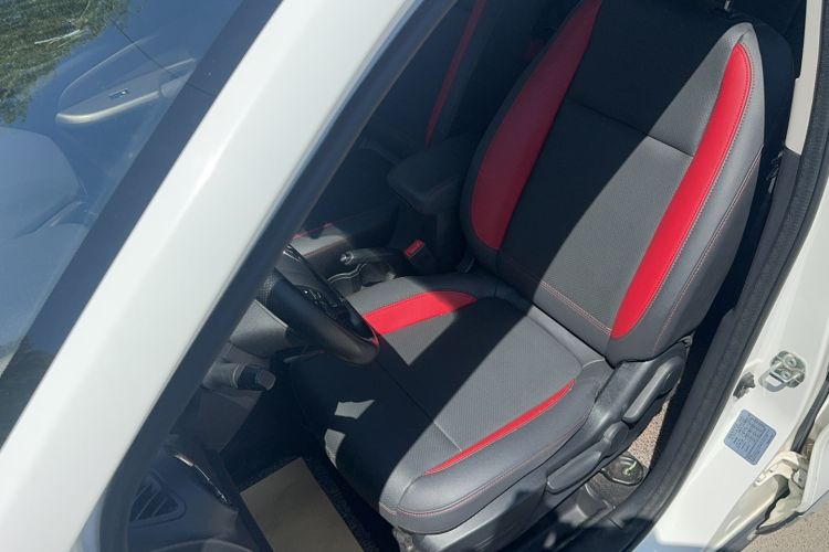 Used CHANGAN CS15 2017 1.5L Automatic Luxury Model with Sunroof
