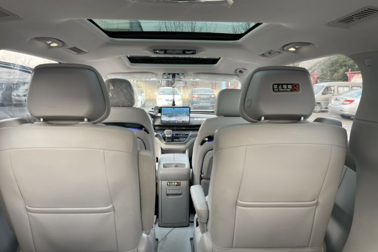 Used Roewe iMAX8 New Energy 2025 1.5T DMH Lu Zun Deluxe Edition
