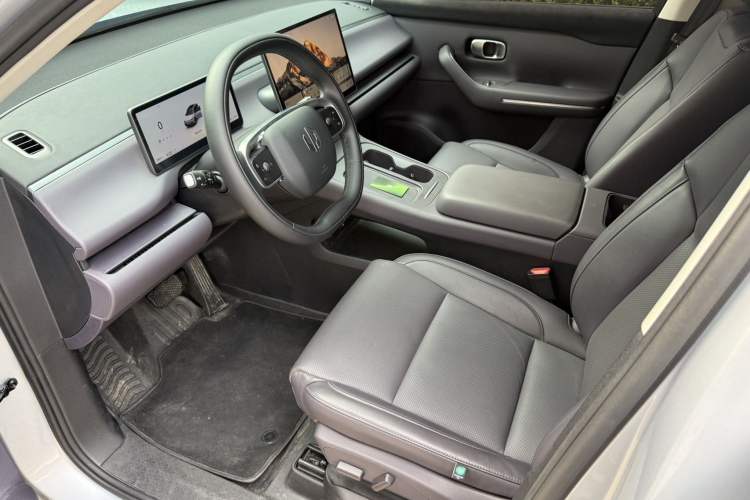 Used Leapmotor C16 2024 All-Electric 580 Luxury Edition Interior 2