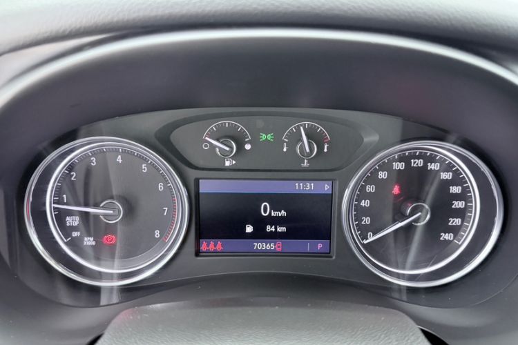 Used Buick LaCrosse 2021 552T Luxury Version Odometer Close Up