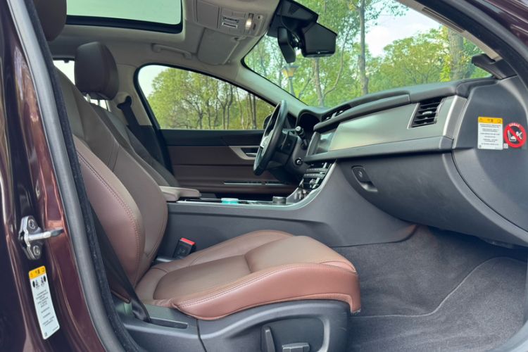 Used Jaguar XFL 2018 XFL 2.0T 250 PS Luxury Edition
