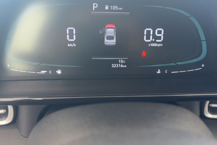 Used Hyundai Elantra 2023 1.5L CVT GLX Elite Edition Odometer Close Up