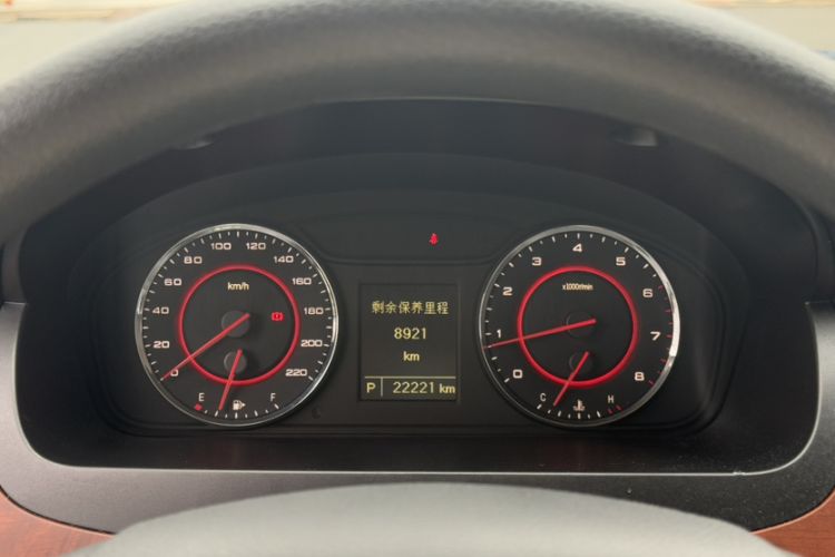 Used SAIC MAXUS G10 2016 2.0T Automatic Fashion Edition