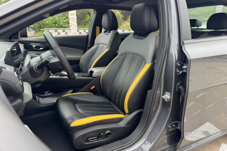 Used GAC Trumpchi EMPOW 2023 Shadow Leopard H Smart Hybrid Edition