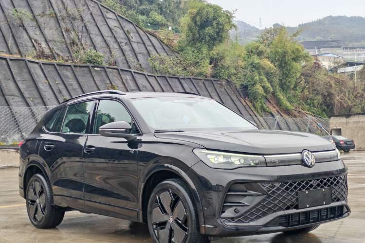 Used Volkswagen Tiguan L 2024 PRO 380TSI Four-Wheel Drive R-Line Prestige Edition
