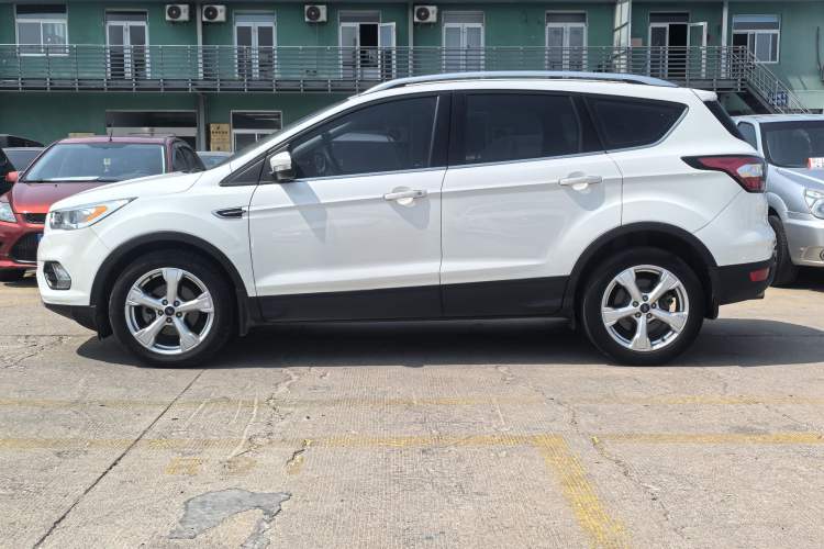 Used Ford Kuga 2017 EcoBoost 180 Two-Wheel-Drive Tiger Leap Model