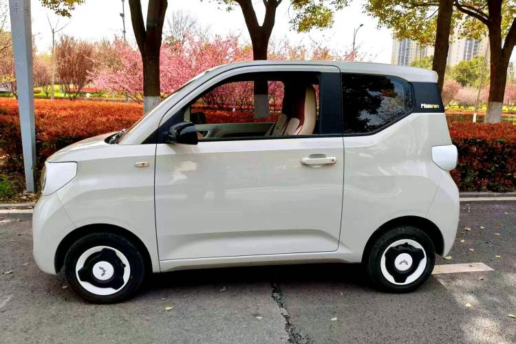 Used Wuling Hongguang MINIEV 2024 3rd Generation 215km Youth Edition
